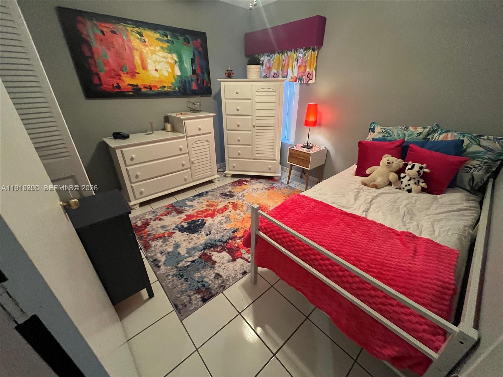 COUNTRY ISLES GARDEN HOME - Residential