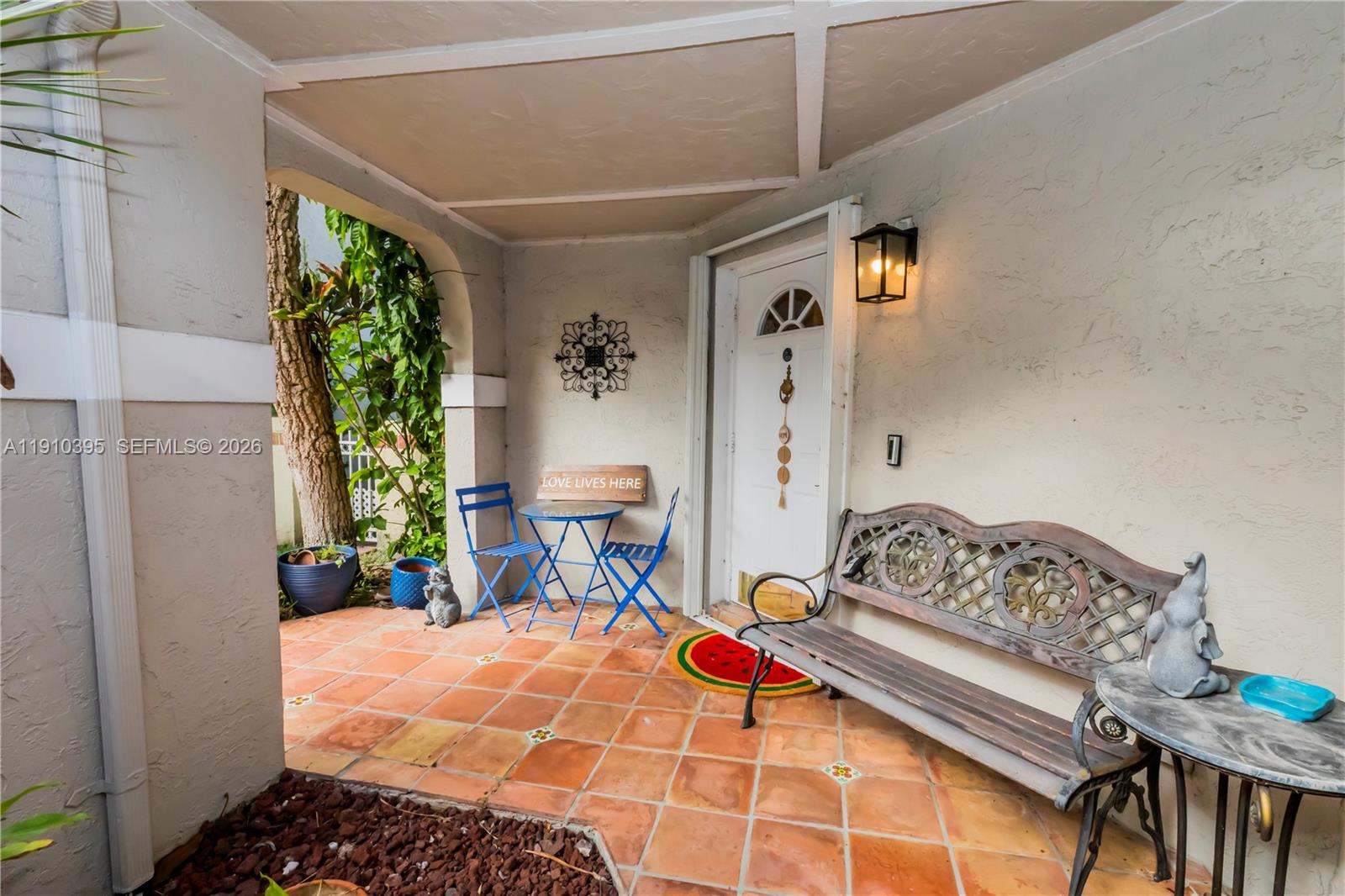 COUNTRY ISLES GARDEN HOME - Residential