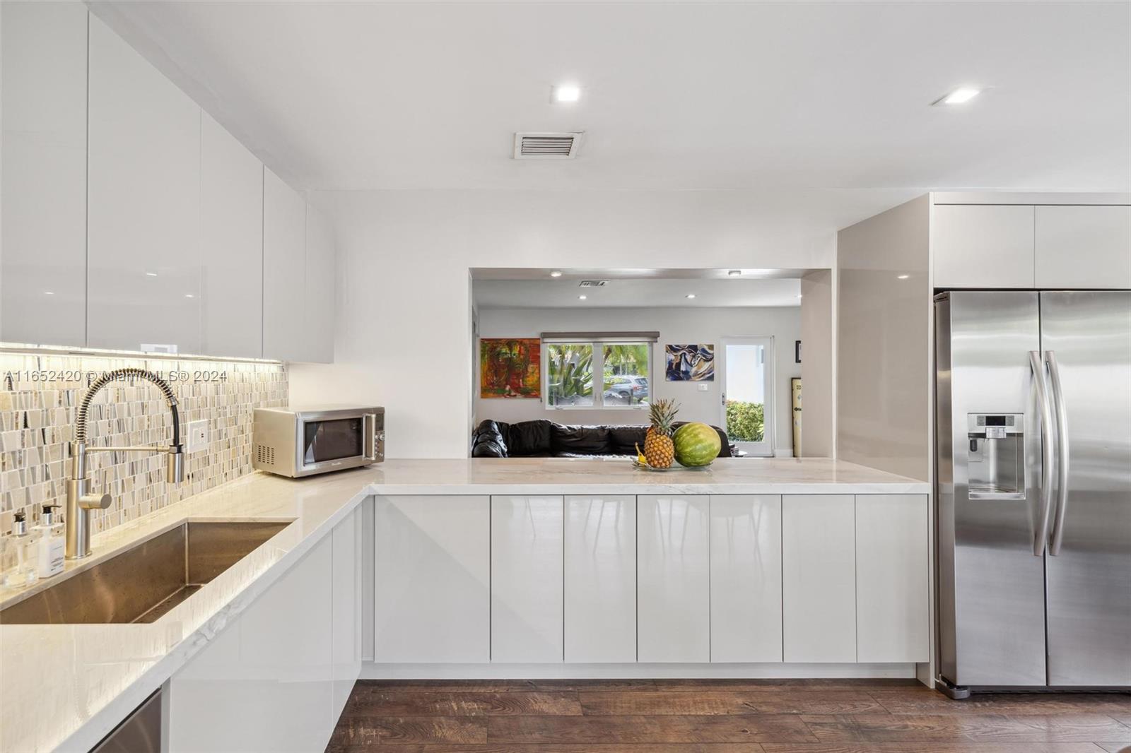 BISCAYNE KEY ESTATES - Residential Lease