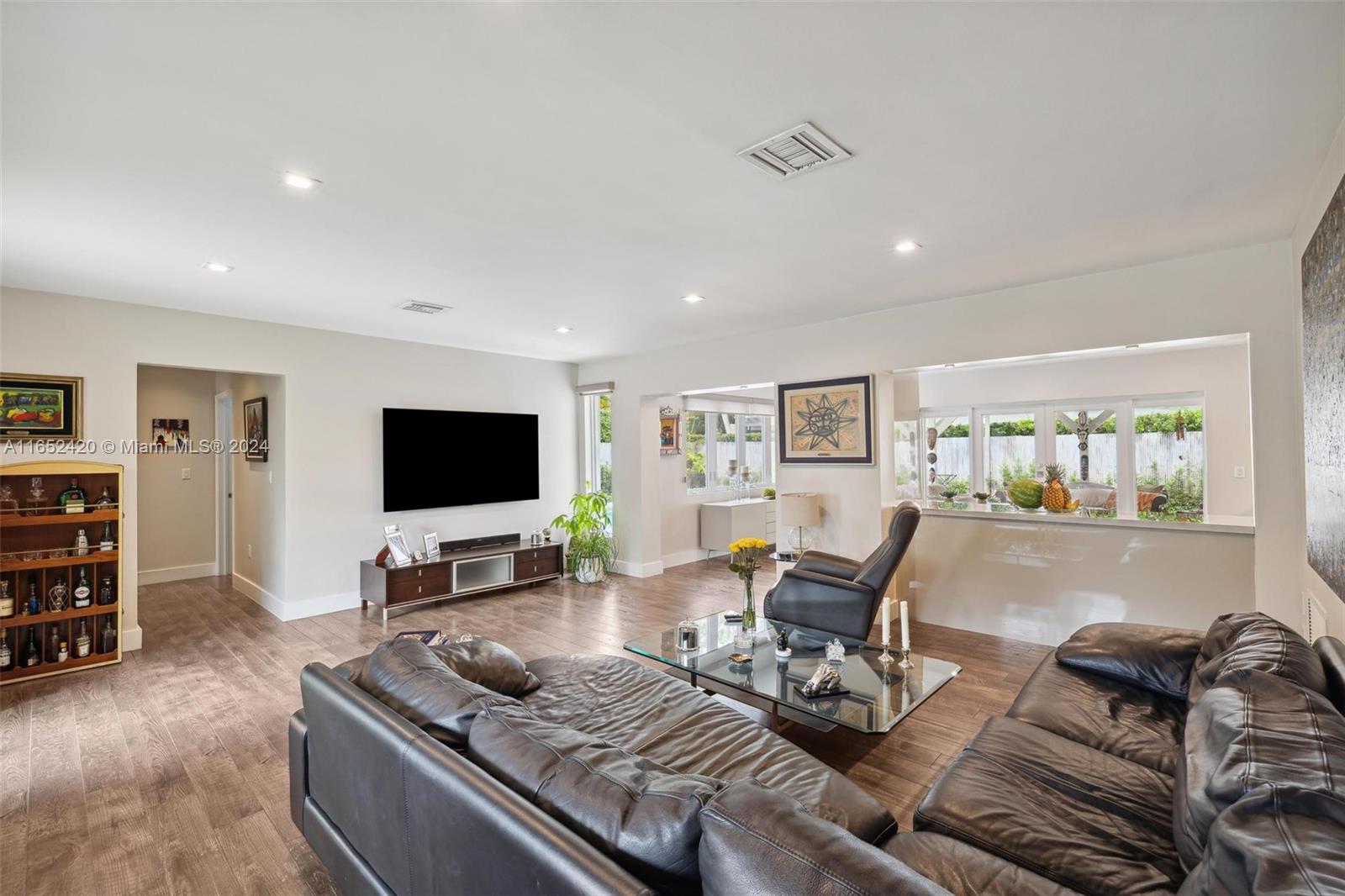 BISCAYNE KEY ESTATES - Residential Lease