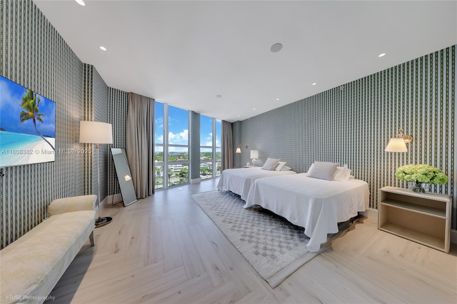 BELLINI CONDO - Residential