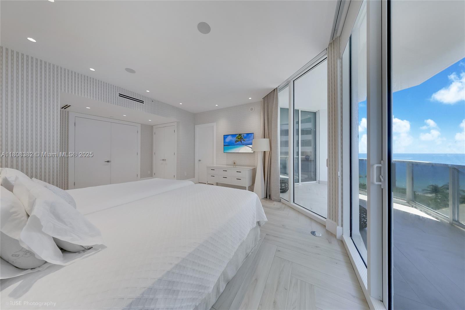 BELLINI CONDO - Residential