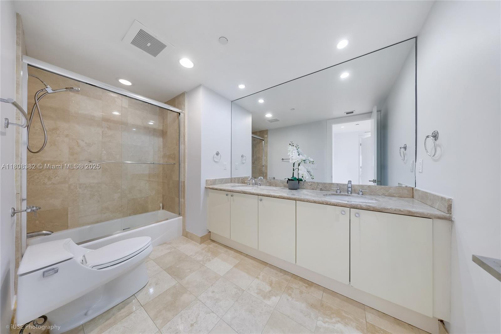 BELLINI CONDO - Residential