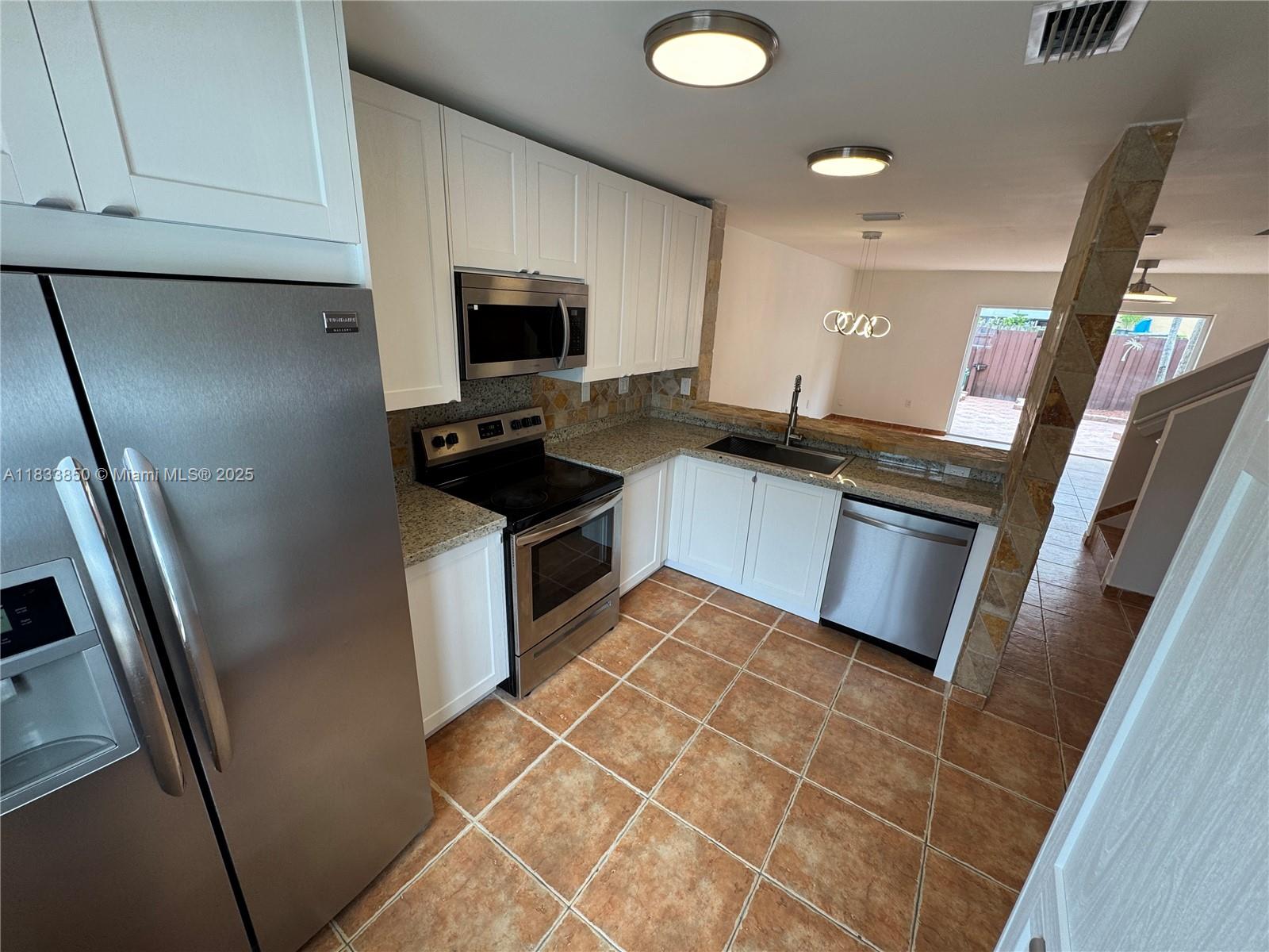 14102 SW 176th Ter 14102