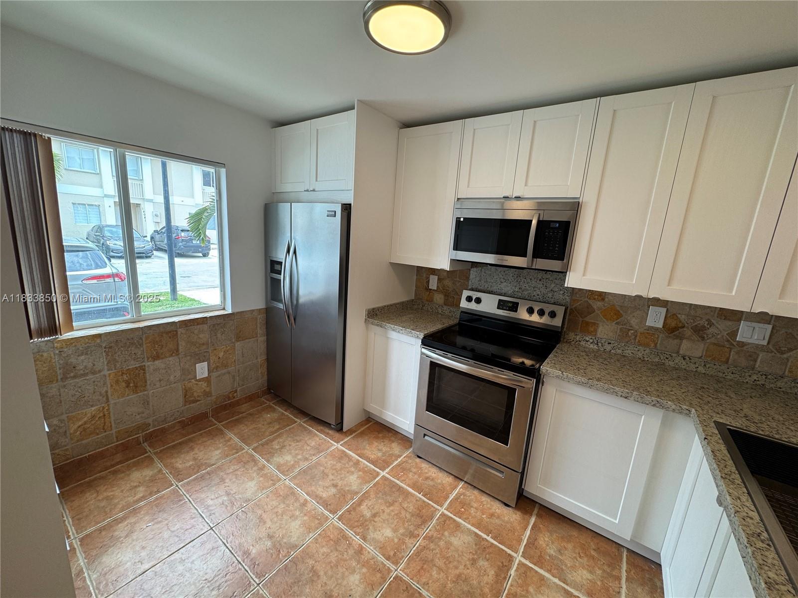 14102 SW 176th Ter 14102