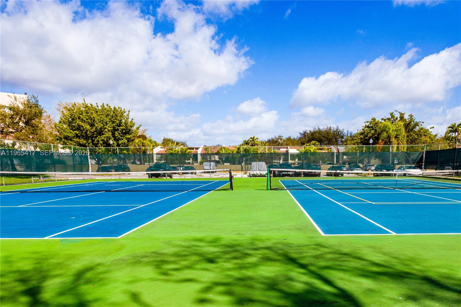 THE HORIZONS CONDO #3 - Residential