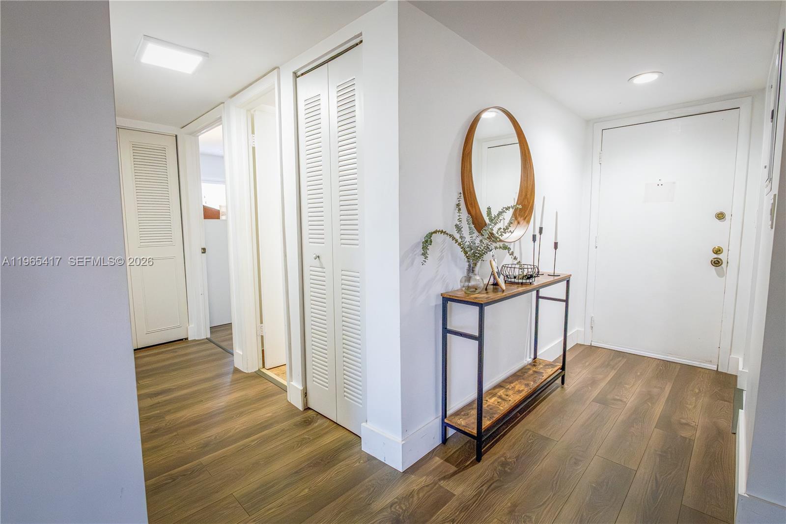 THE HORIZONS CONDO #3 - Residential