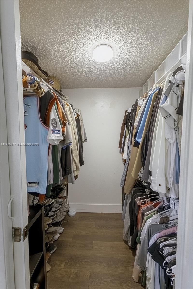 THE HORIZONS CONDO #3 - Residential