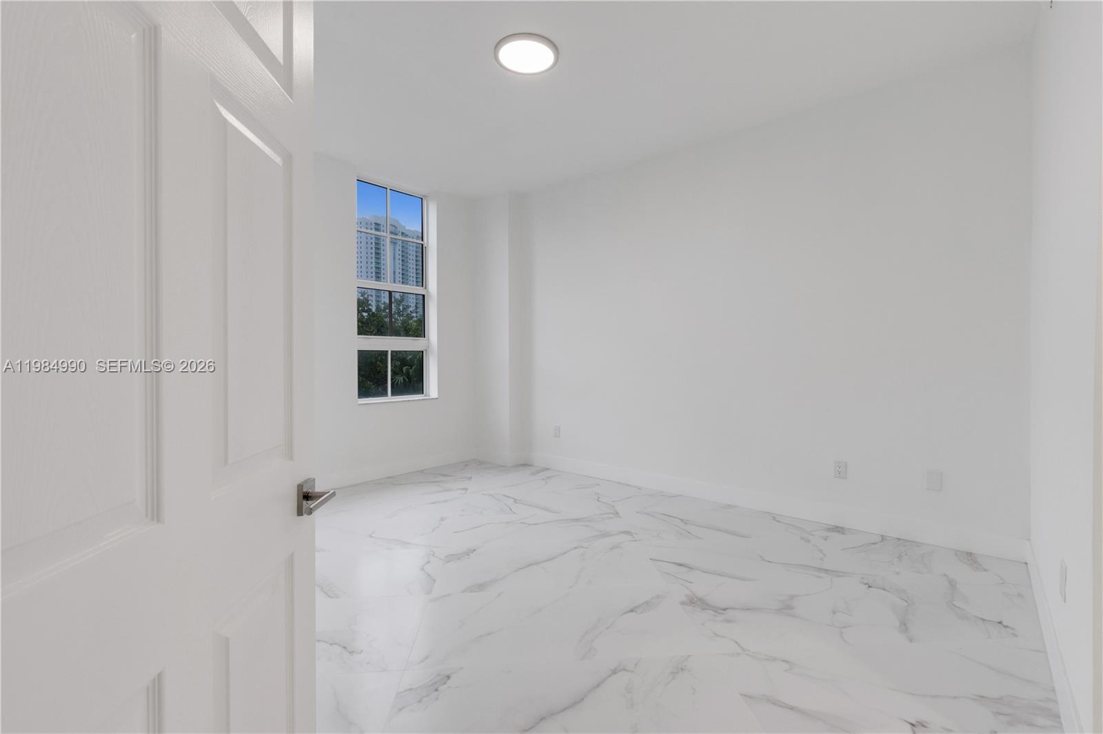 ALAQUA CONDO - Residential