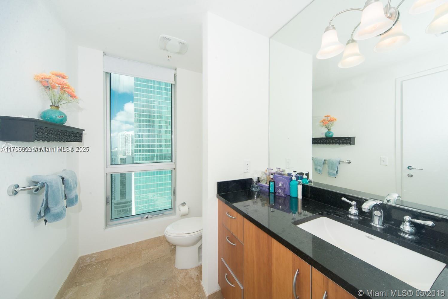 MET 1 CONDO - Residential