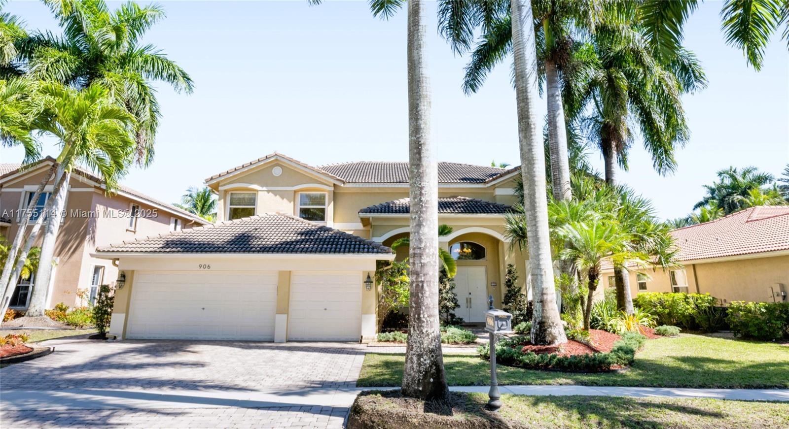 906 Windward Way