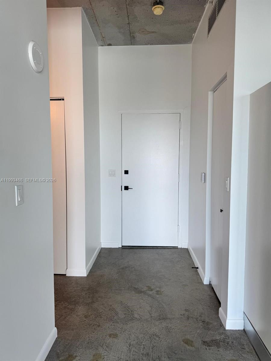 NEO CONDO - Residential Lease