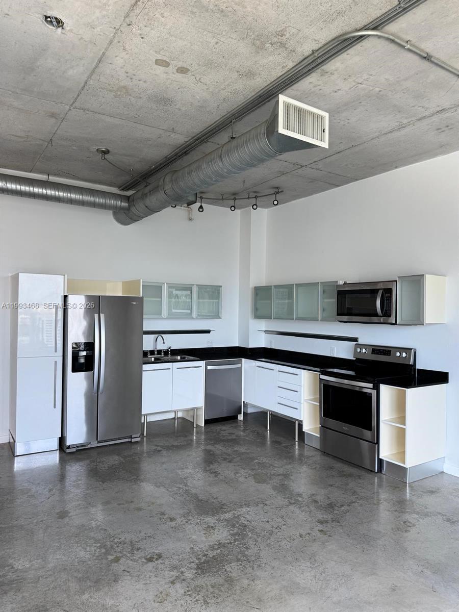 NEO CONDO - Residential Lease