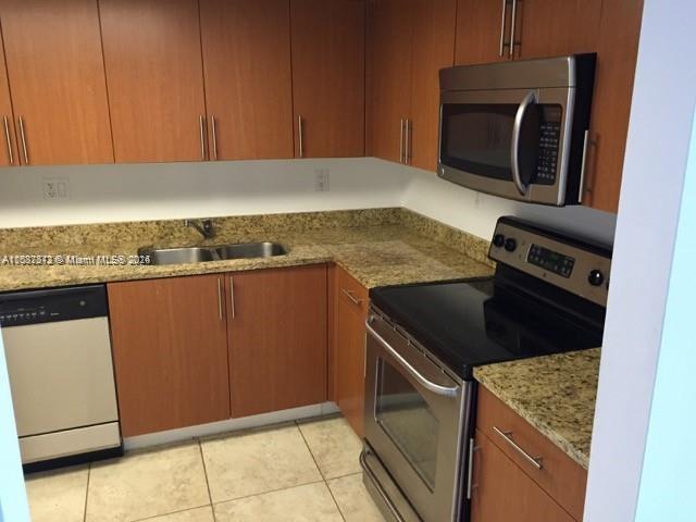 PARC CENTRAL AVENTURA EAS - Residential Lease