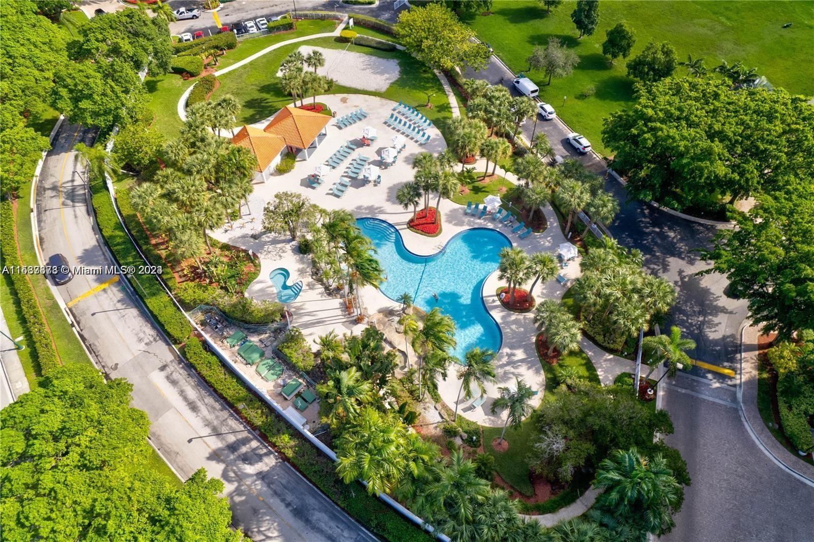 PARC CENTRAL AVENTURA EAS - Residential Lease