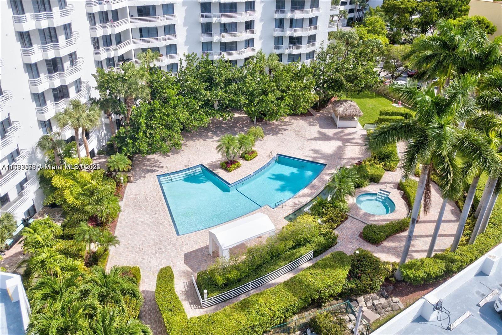 PARC CENTRAL AVENTURA EAS - Residential Lease