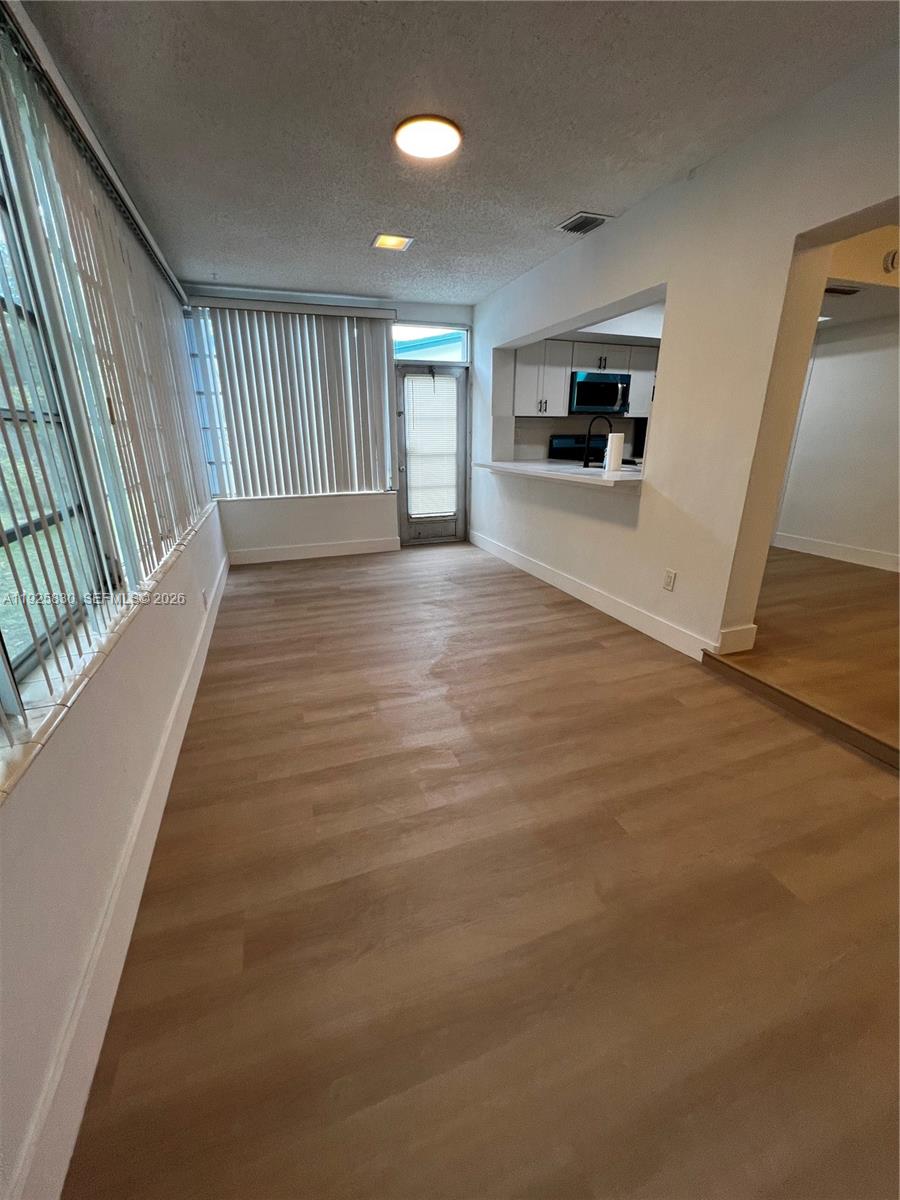 OAKLAND ESTATES 7TH SECTI - Residential