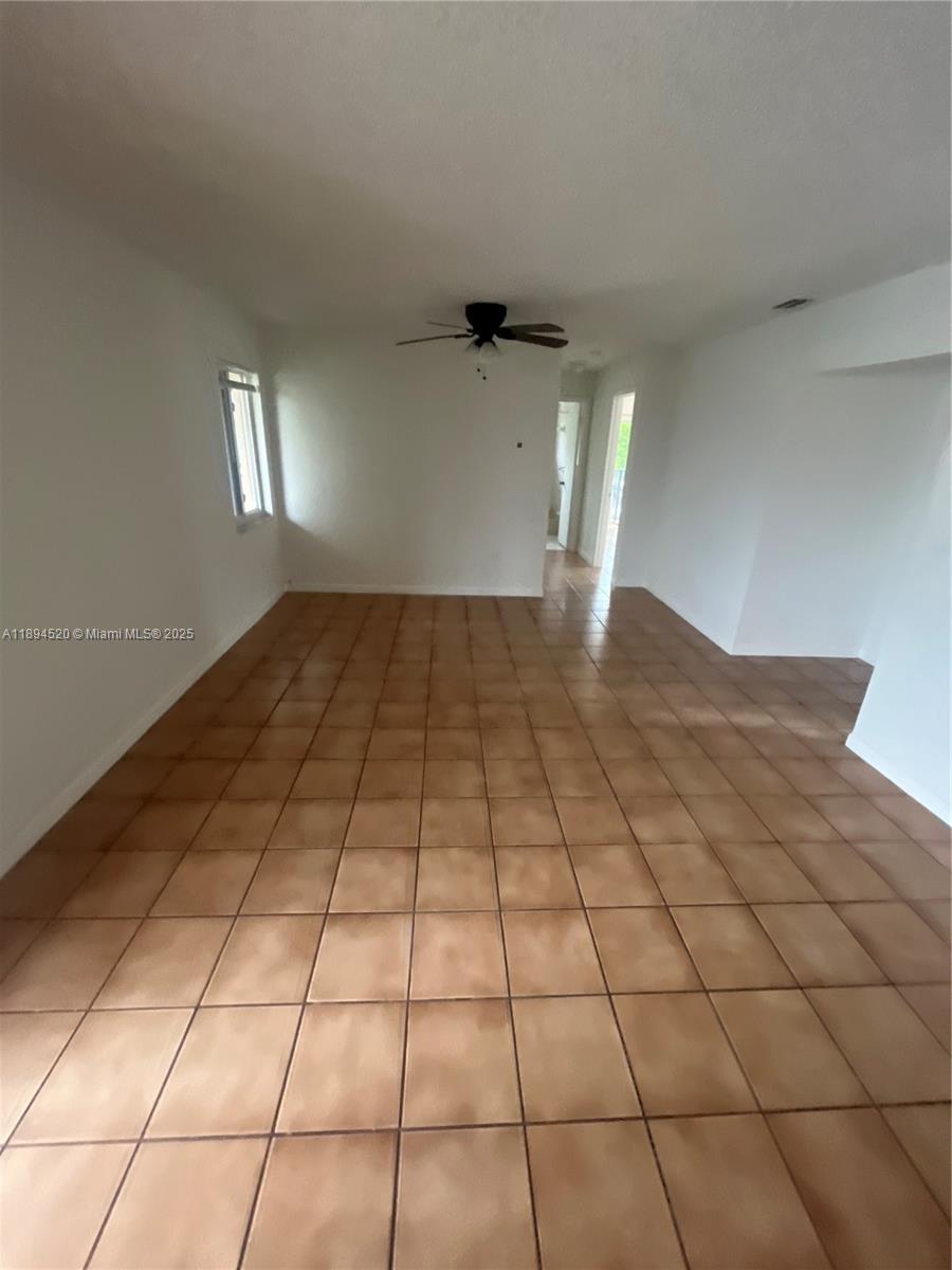 HIALEAH 6TH ADDN - Residential Lease