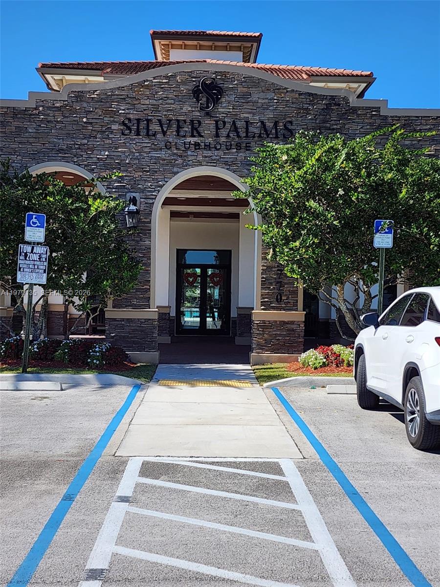 SILVER PALM WEST - Residential