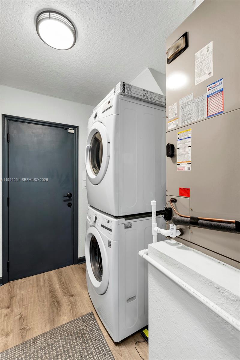 LAKES BY THE BAY SEC 14 - Residential