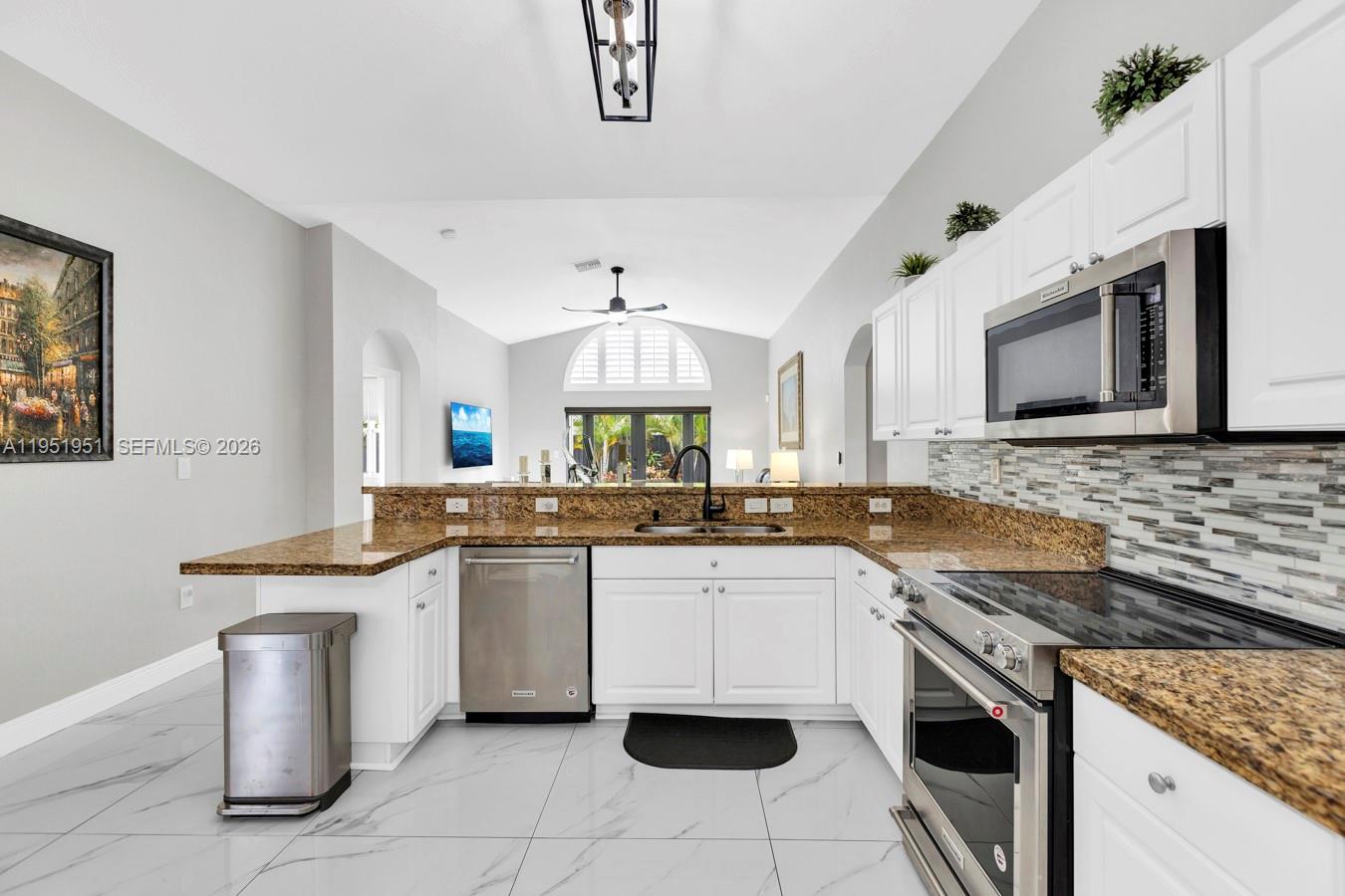 LAKES BY THE BAY SEC 14 - Residential