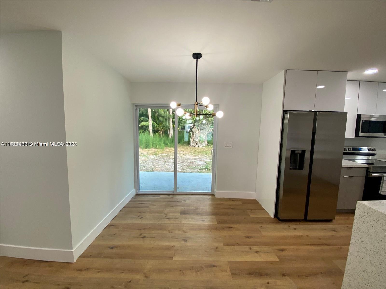 LAUDERDALE VILLAS - Residential