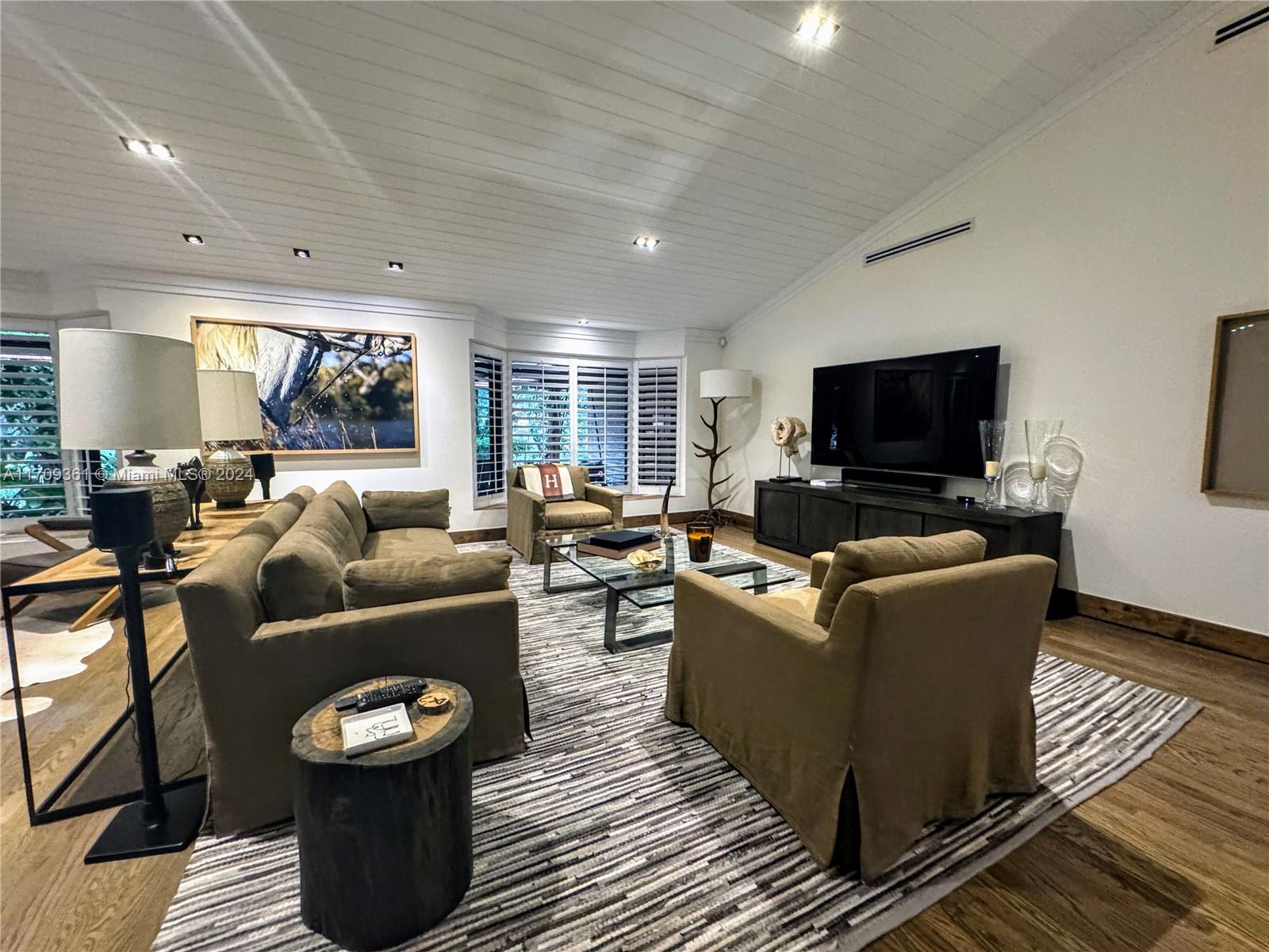 FLA FRUIT LANDS CO SUB NO - Residential