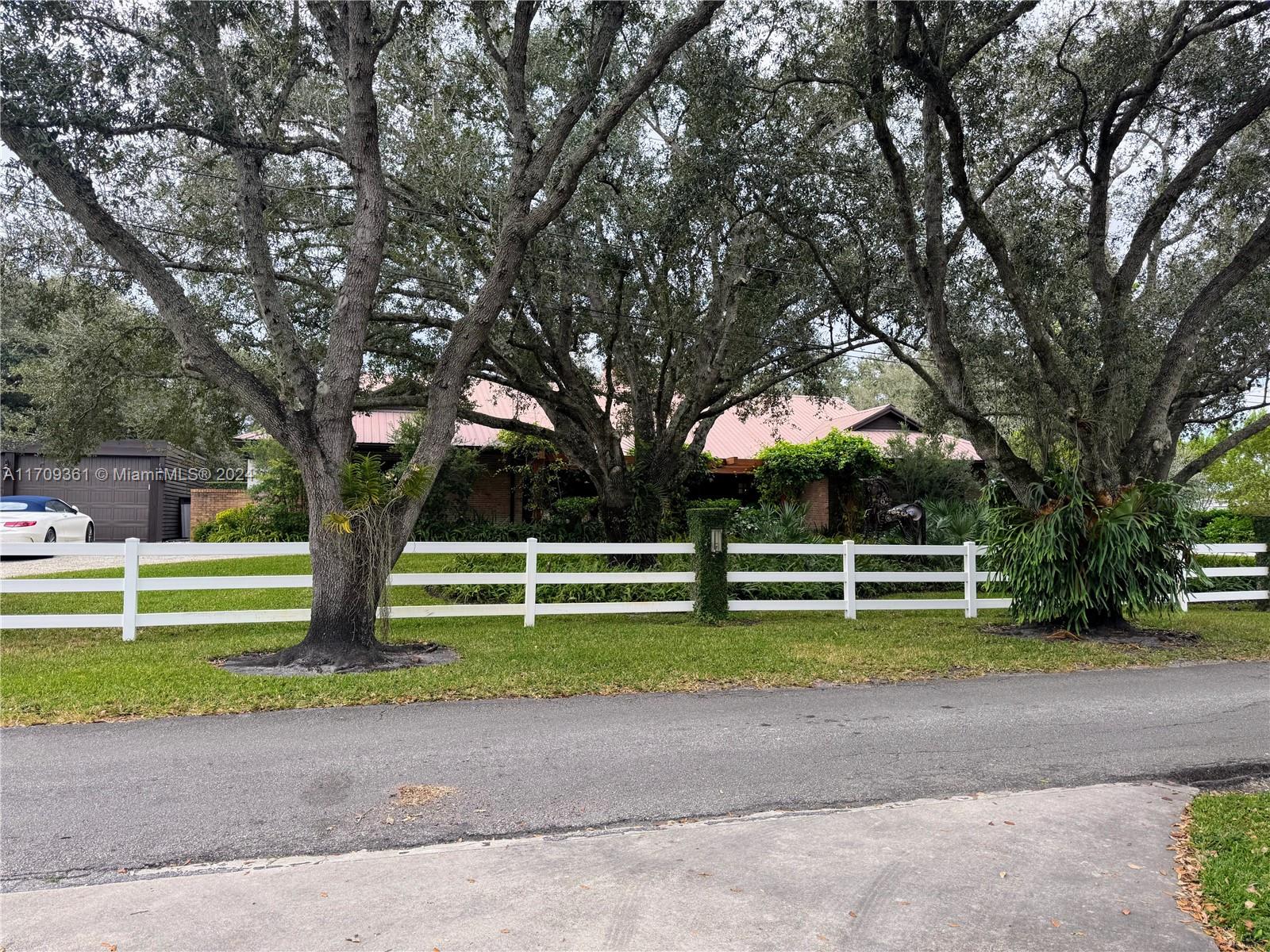 FLA FRUIT LANDS CO SUB NO - Residential