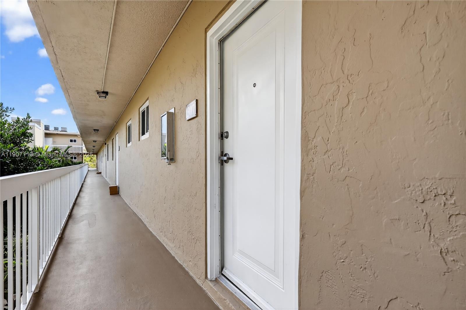 VILLAGE OF KINGS CREEK CO - Residential