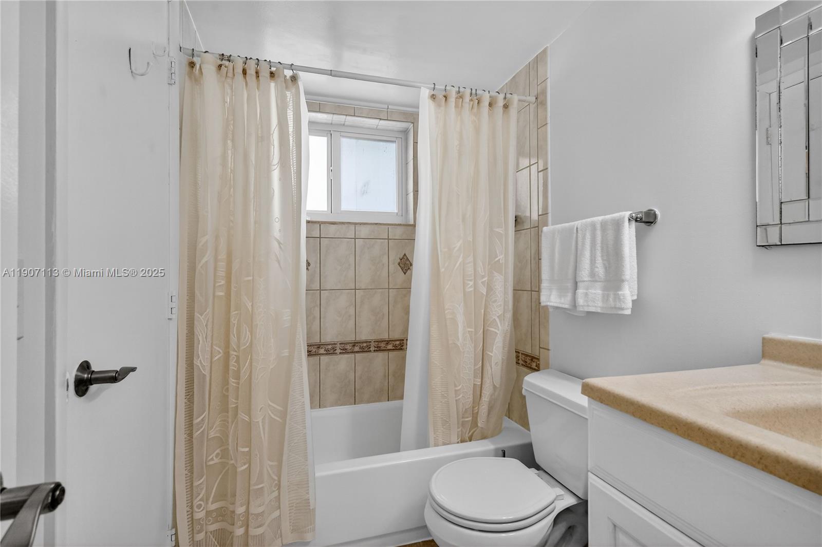 VILLAGE OF KINGS CREEK CO - Residential