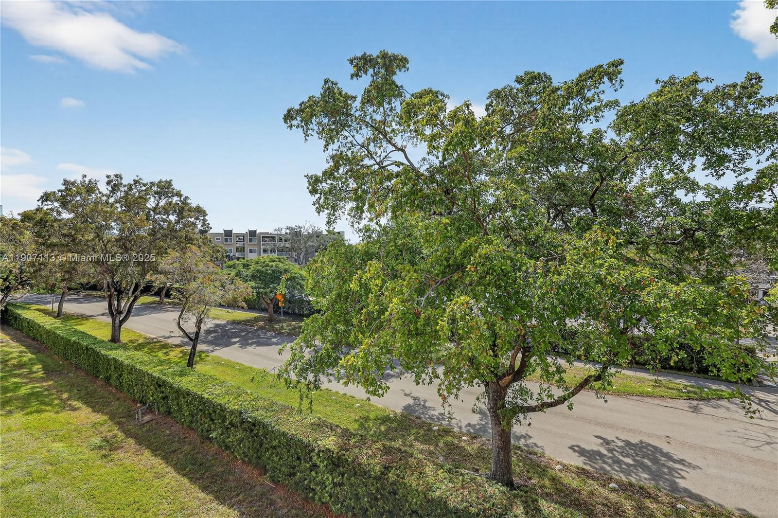 VILLAGE OF KINGS CREEK CO - Residential