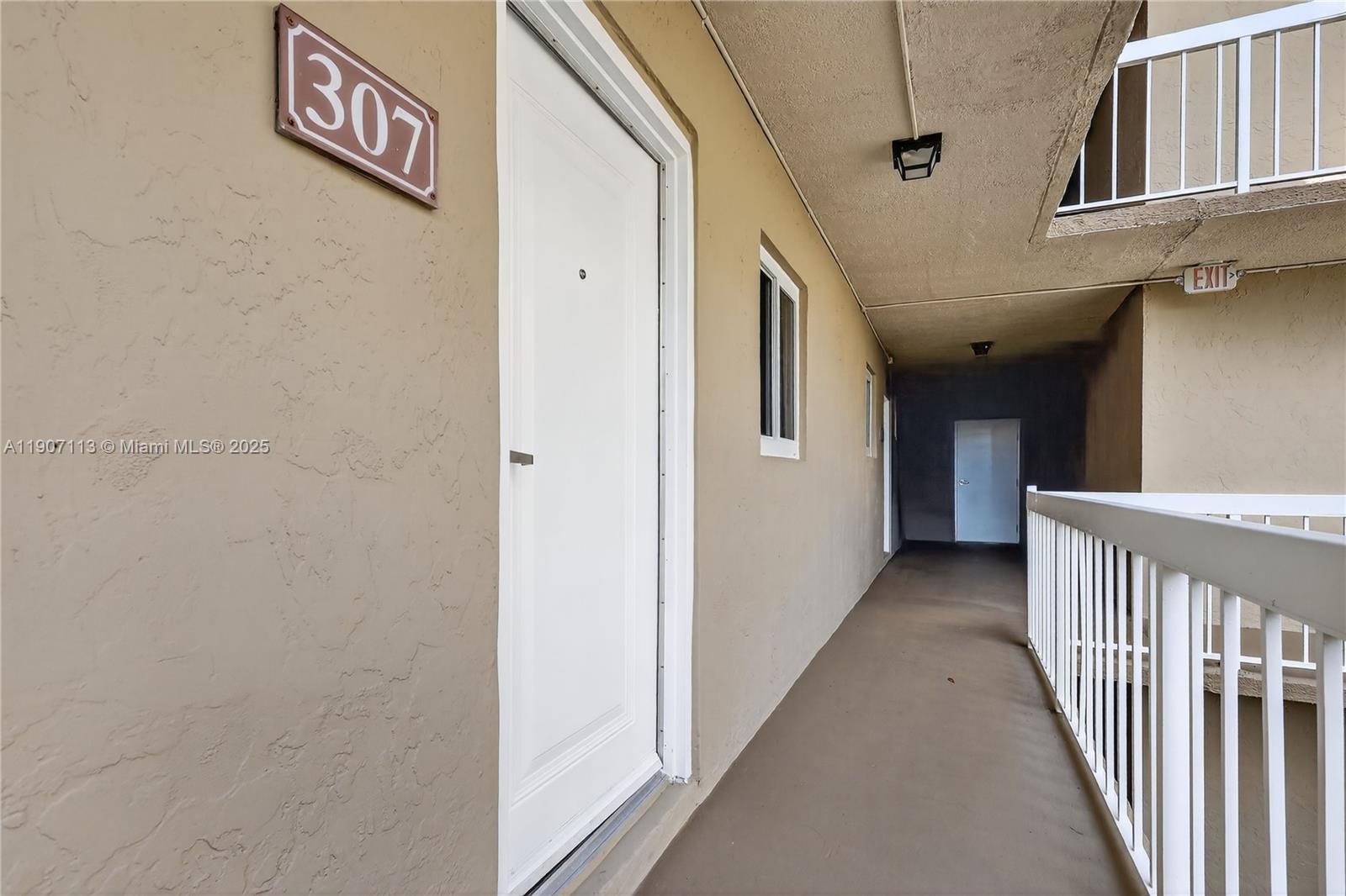 VILLAGE OF KINGS CREEK CO - Residential