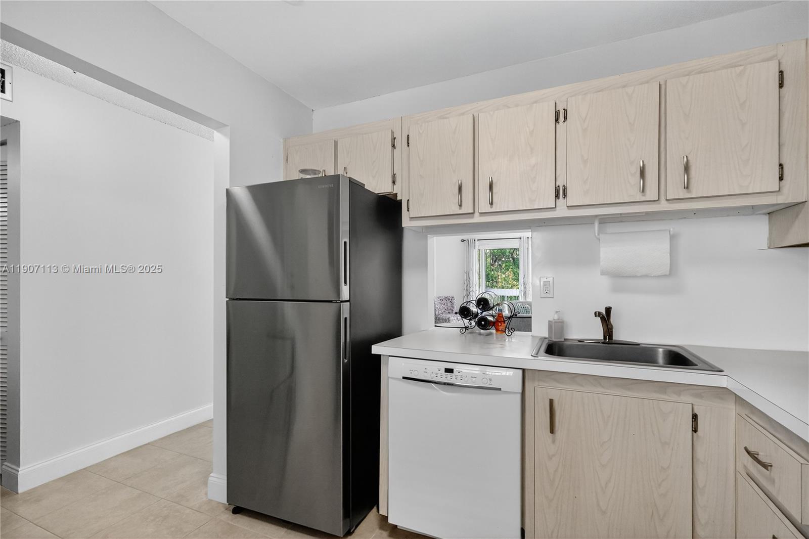 VILLAGE OF KINGS CREEK CO - Residential