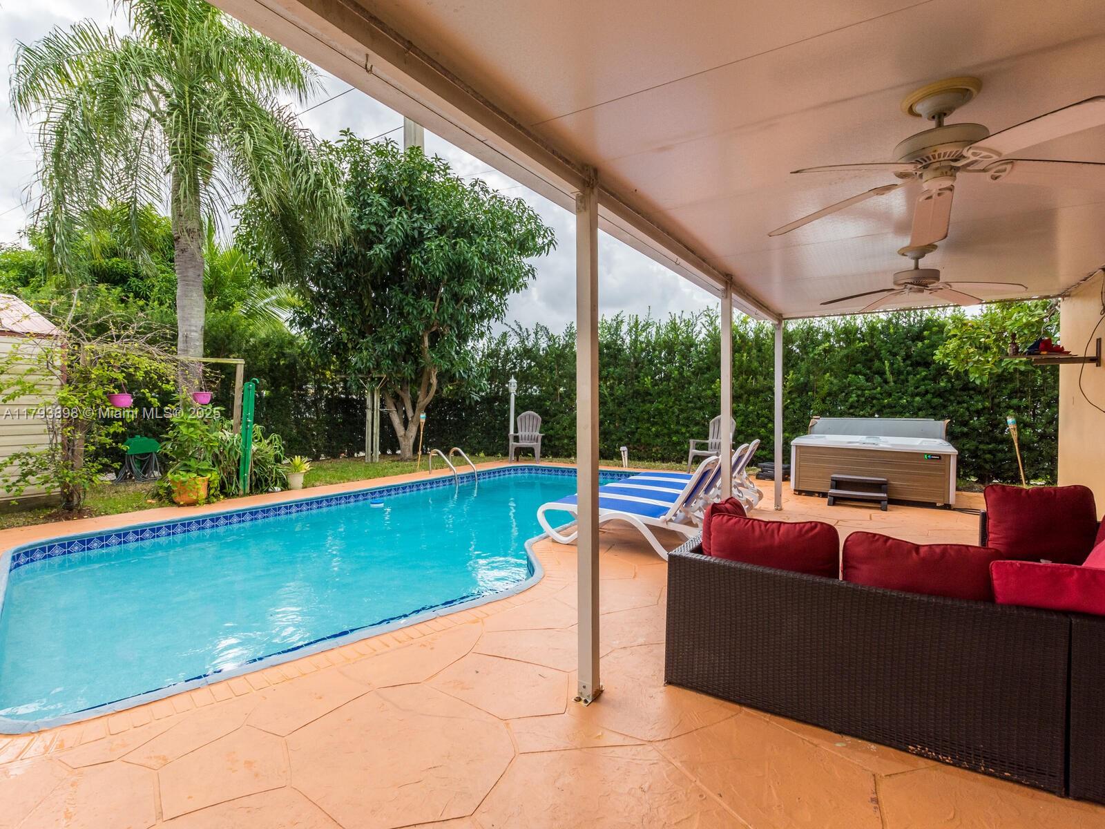 HOLLYWOOD HILLS AMEN PLAT - Residential Lease