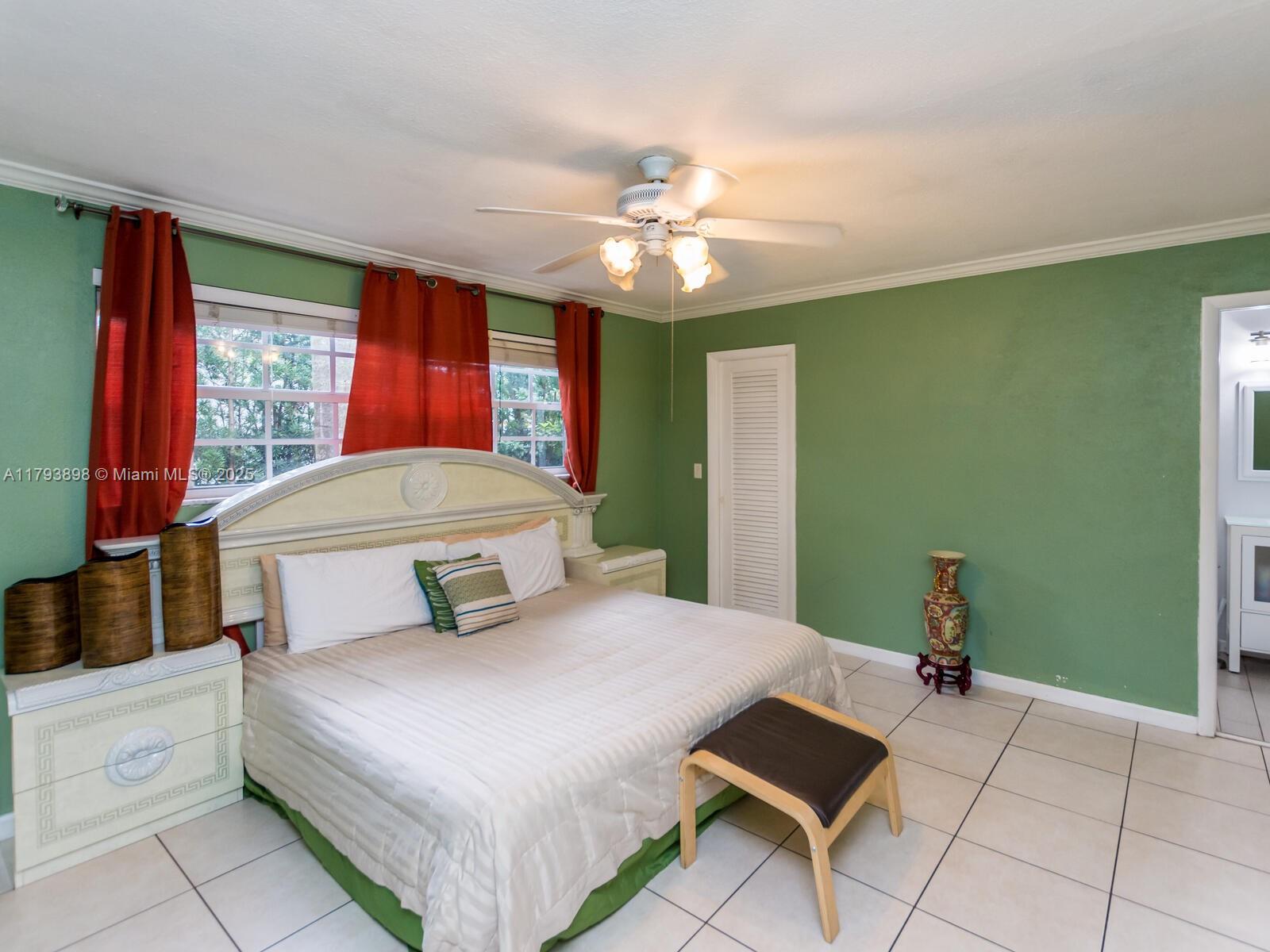 HOLLYWOOD HILLS AMEN PLAT - Residential Lease