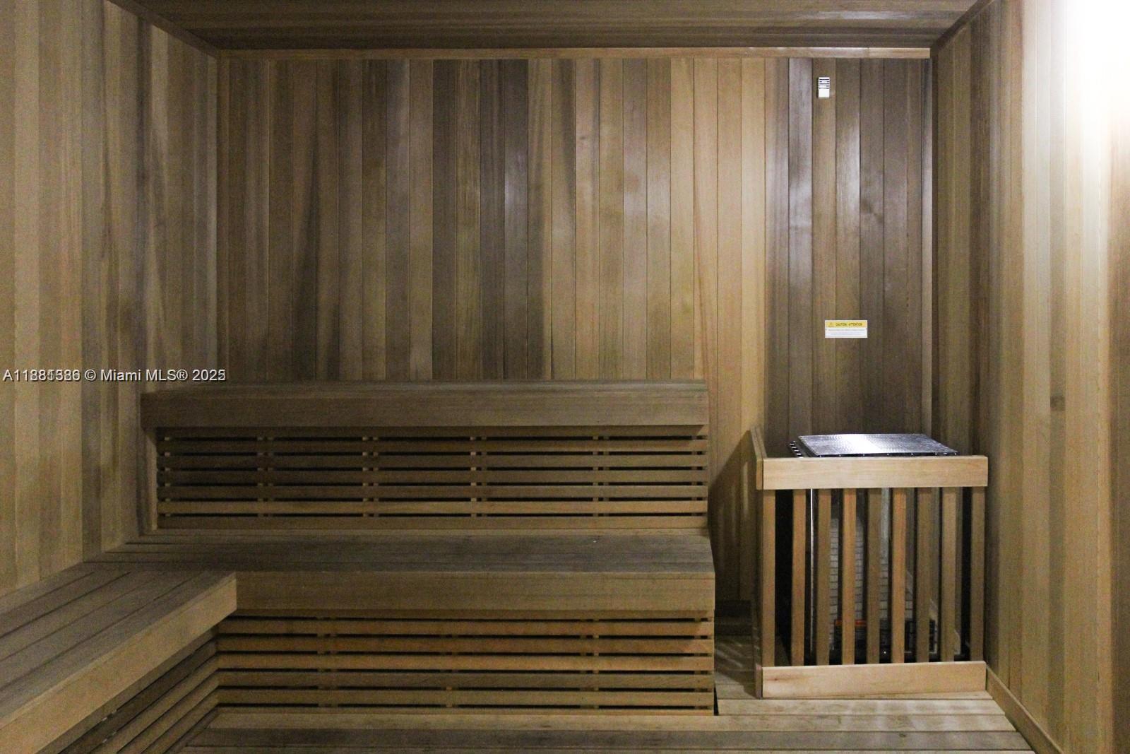 PARAISO BAYVIEWS CONDO - Residential