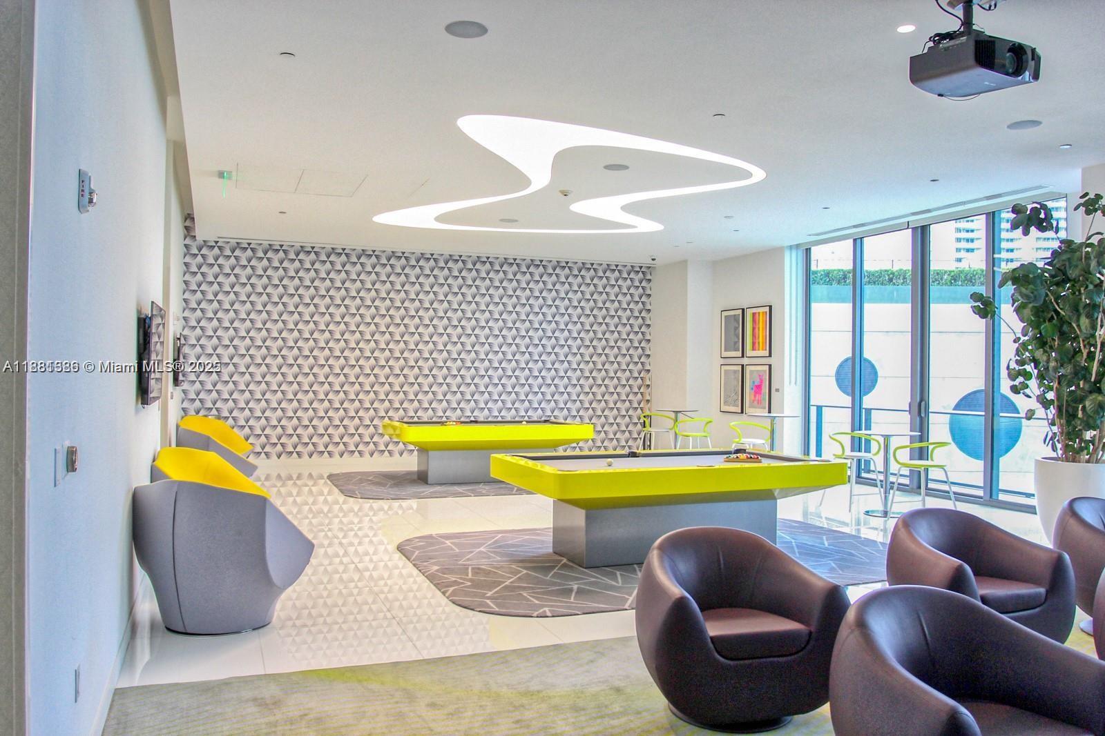 PARAISO BAYVIEWS CONDO - Residential