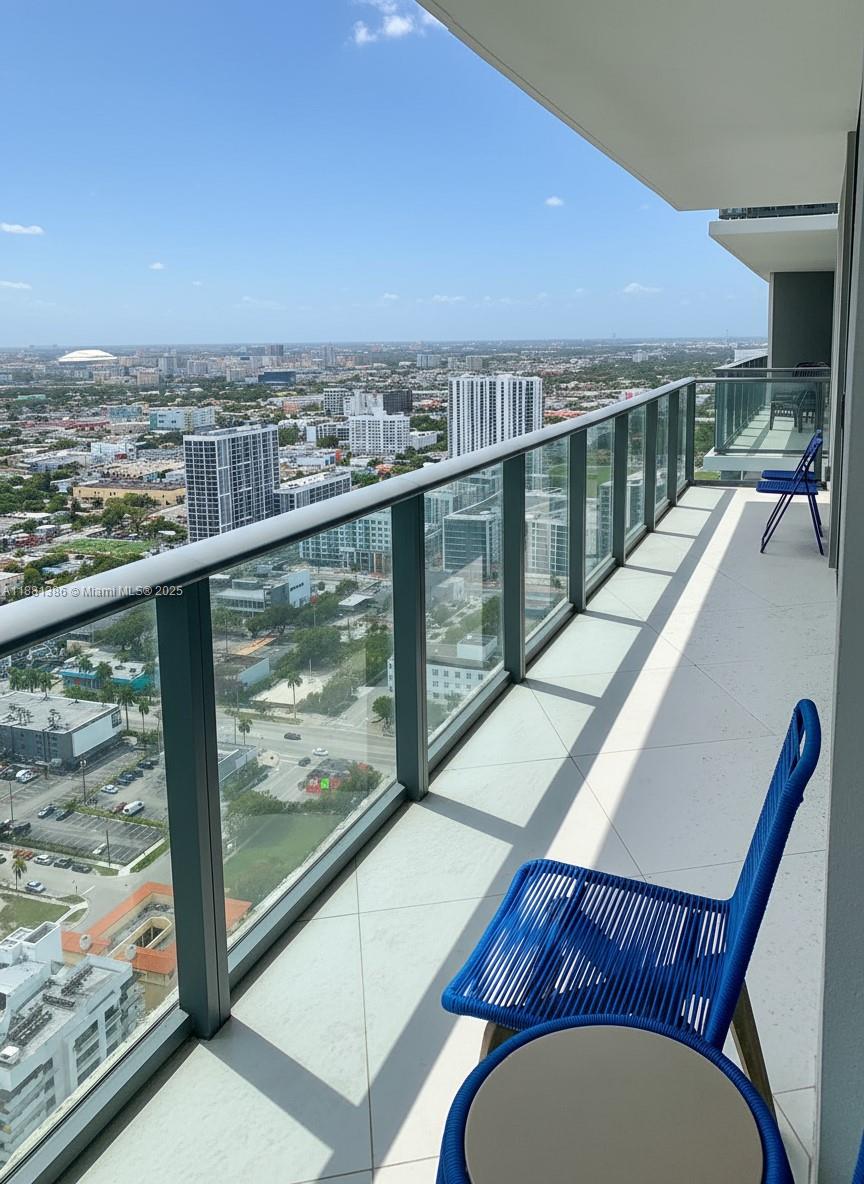 PARAISO BAYVIEWS CONDO - Residential