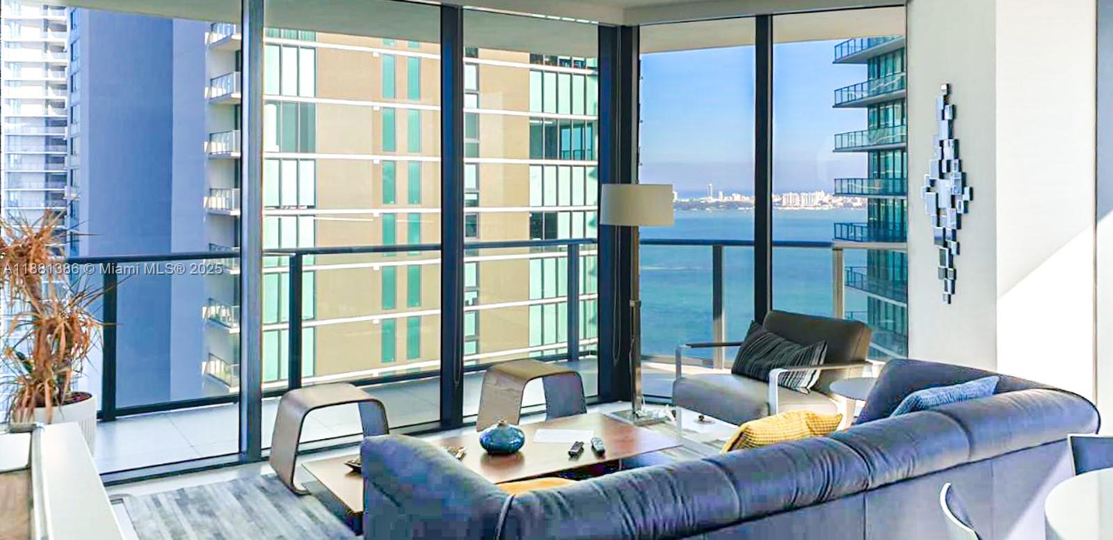 PARAISO BAYVIEWS CONDO - Residential