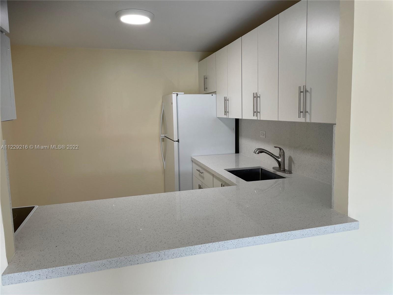 GRANDA DADELAND CONDO - Residential Lease