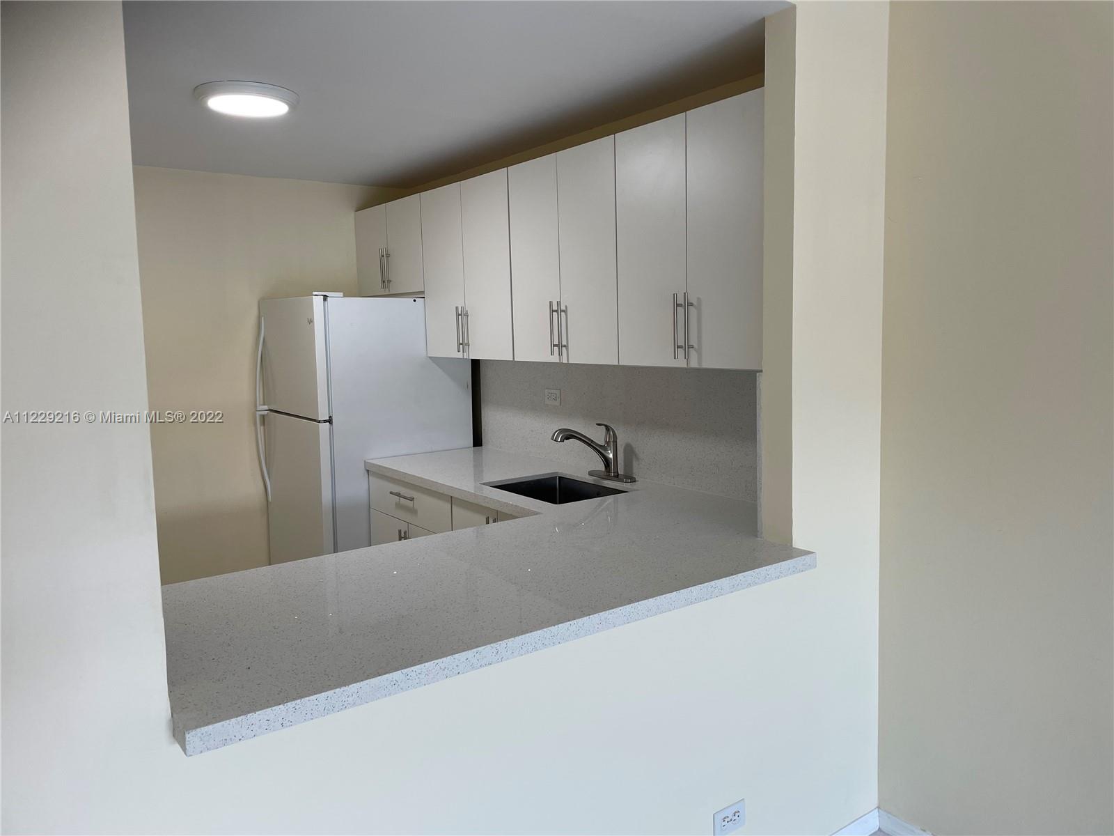 GRANDA DADELAND CONDO - Residential Lease