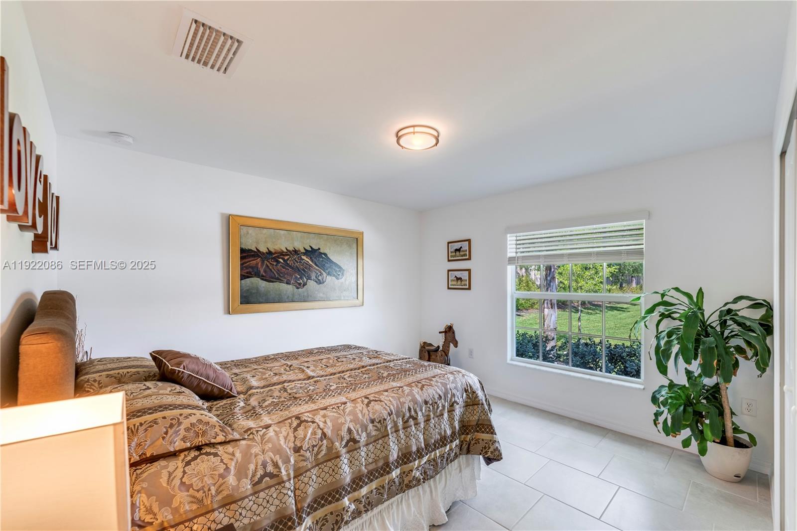 OAKVIEW - Residential