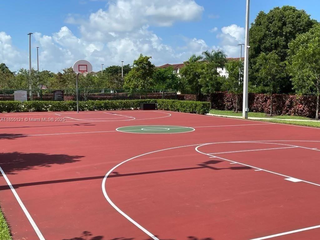 APEX AT PARK CENTRAL COND - Residential