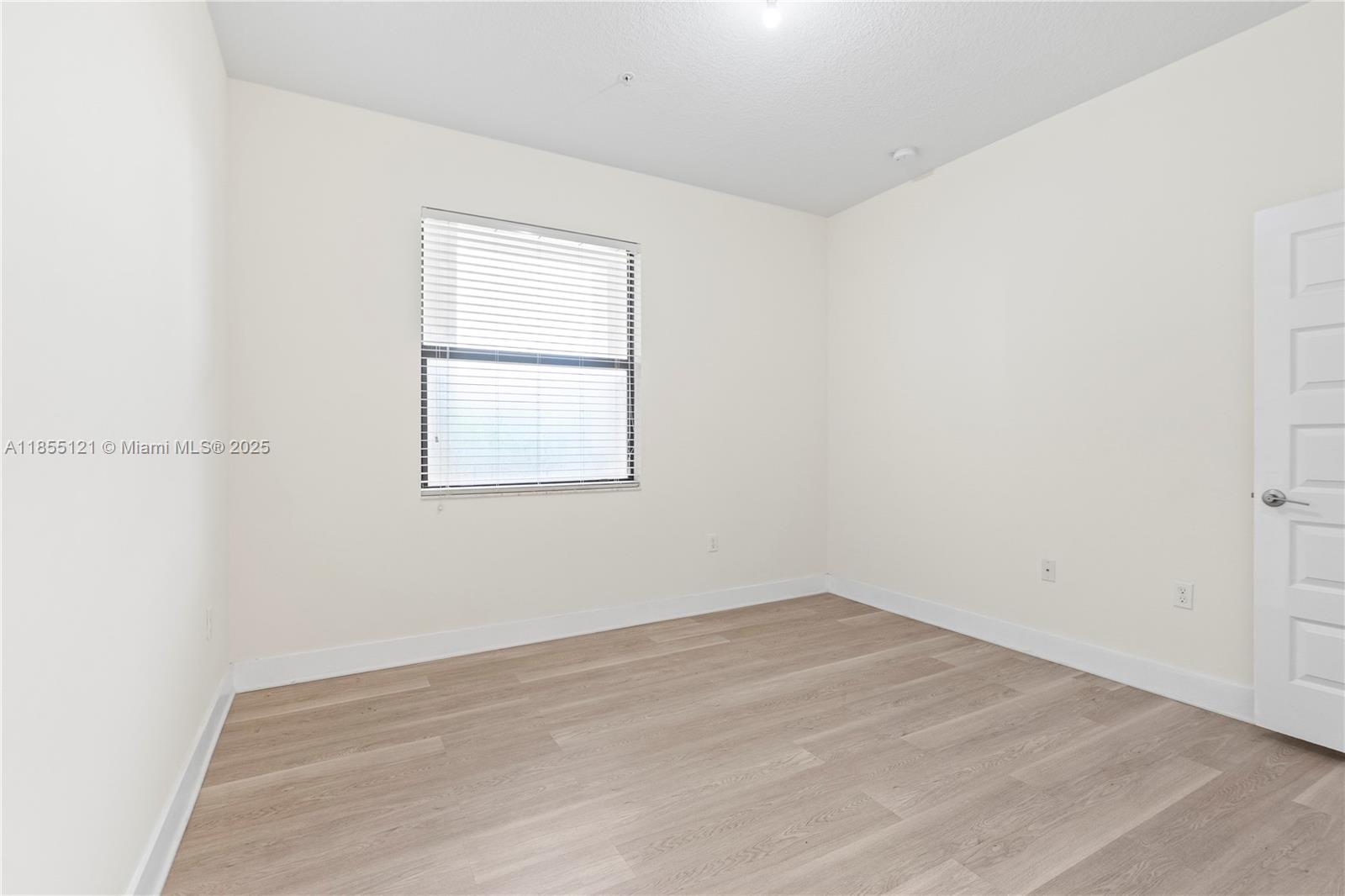 APEX AT PARK CENTRAL COND - Residential