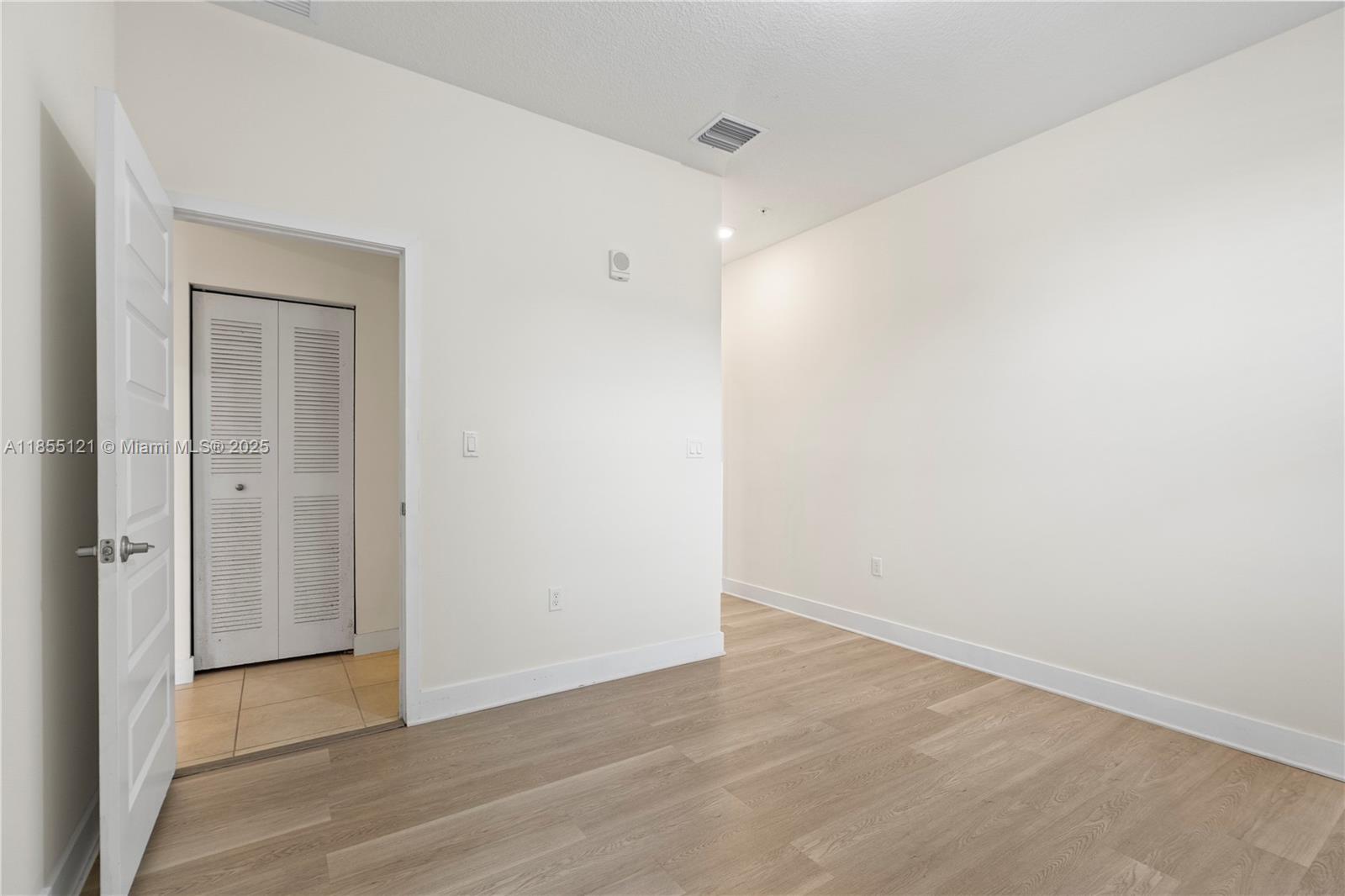 APEX AT PARK CENTRAL COND - Residential