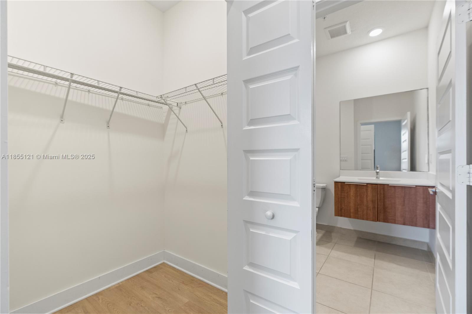 APEX AT PARK CENTRAL COND - Residential