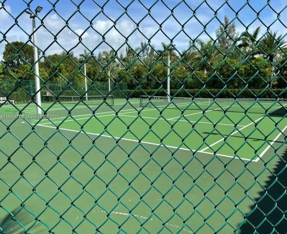 APEX AT PARK CENTRAL COND - Residential