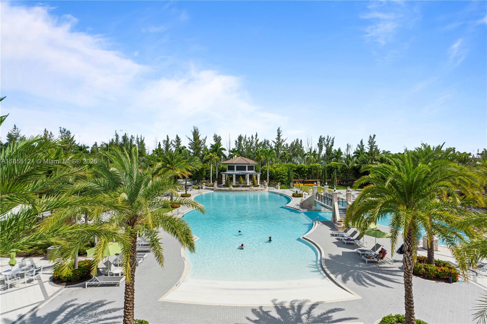 APEX AT PARK CENTRAL COND - Residential