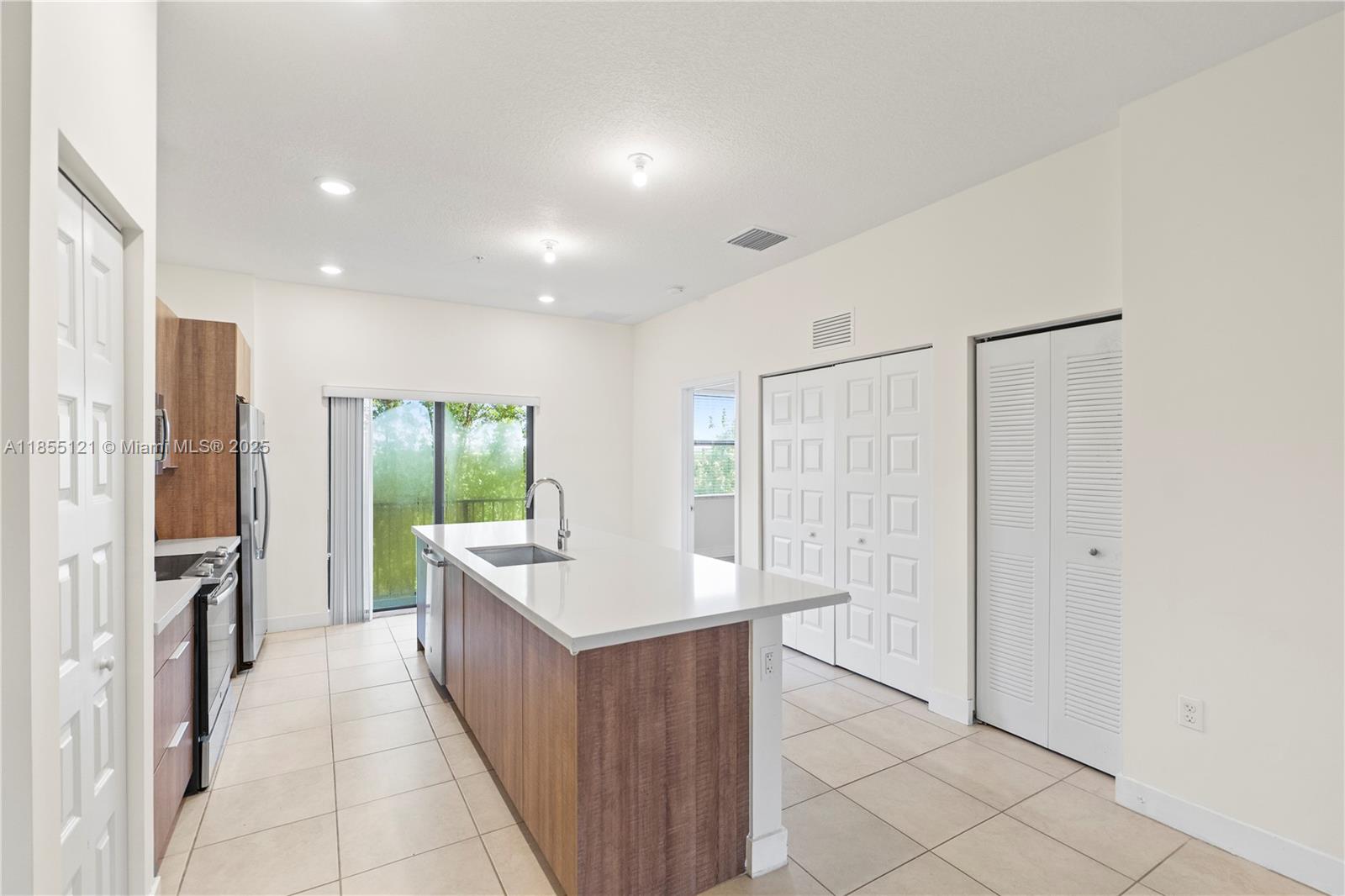 7831 NW 104th Ave 22