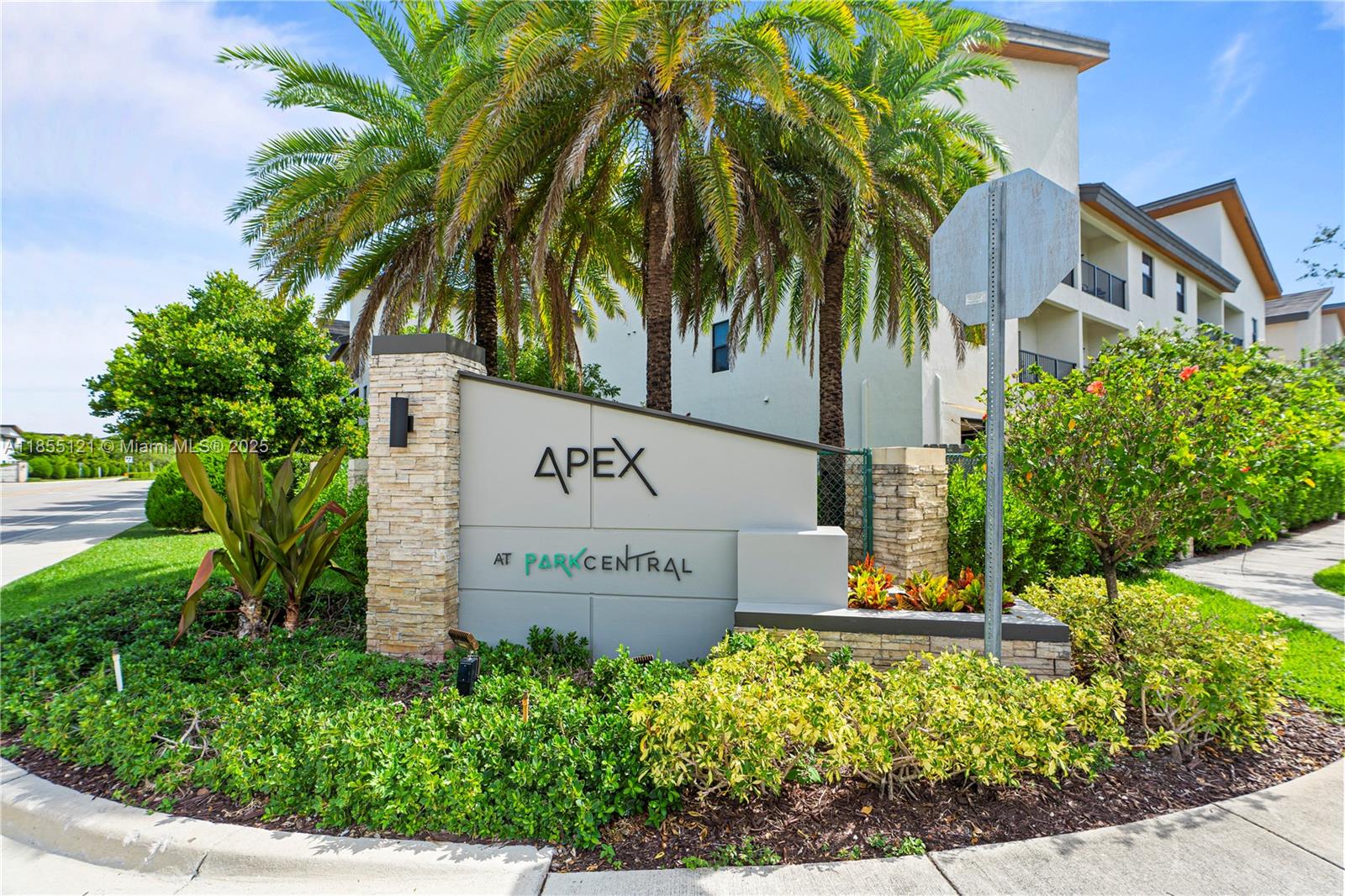 APEX AT PARK CENTRAL COND - Residential